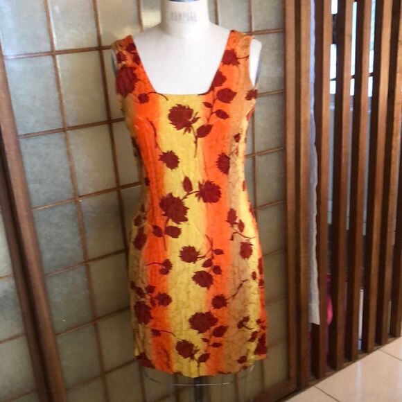 Perfect sundress  - Picture 1 of 3